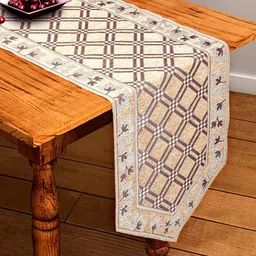 BELLA TRUE Cream-Coloured Embroidered Chennile Table Runner-11