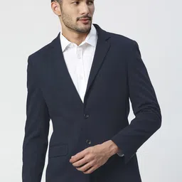 Basics Comfort-Fit Single-Breasted Blazer-picture-27