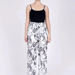 First Resort by Ramola Bachchan Women Abstract Printed Comfort Trousers-image-82