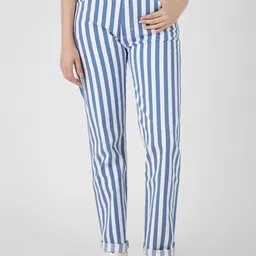 Wrangler Women Striped Straight Fit Trousers-image-90
