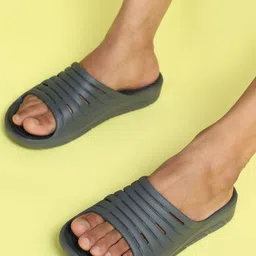 Paragon Men Textured Rubber Sliders-3