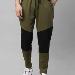 Rigo Men Mid-Rise Cut & Sew With Zip Detail Pocket Joggers-picture-30