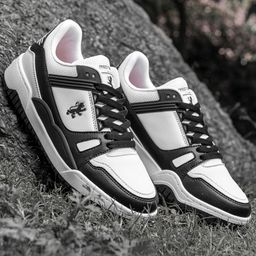 Red Tape Women Colourblocked Sneakers-23