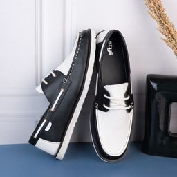 Styli Men Black Colourblocked Comfort Insole Contrast Sole Lace-Ups Boat Shoes-19
