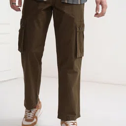 HIGHLANDER Men Cotton Mid-Rise Straight Fit Cargos Trousers-picture-31