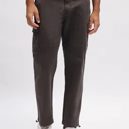 Iconic Men Relaxed Fit Mid-Rise Cotton Cargos Trouser-image-57