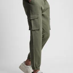 Dennis Lingo Men Slim Fit Mid-Rise Plain Cargos Trousers-image-56