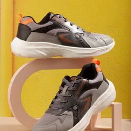 ID Men Woven Design Leather Sneakers-picture-10
