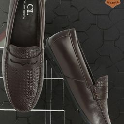 Carlton London Men Textured Lightweight Leather Penny Loafers-52