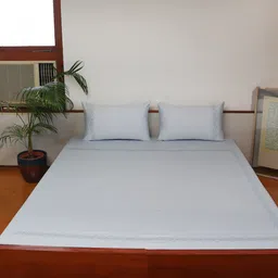 ZEBA Spring Collection Blue Geometric 600 TC Cotton King Bedsheet & 2 Pillow Covers-image-55