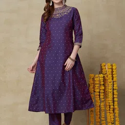 FASHOR Ethnic Motifs Embroidered Panelled Kurta with Trousers-image-9
