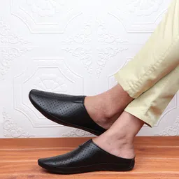 FAUSTO Men Black Perforations PU Slip-On Mules Sneakers-image-44