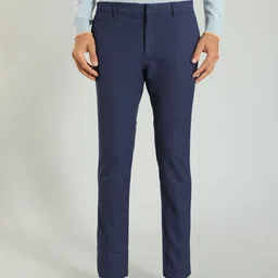 Indian Terrain Men Urban - C Tapered Fit Chinos-picture-14
