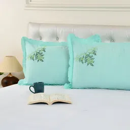 ZESTURE Green 2 Pieces Floral Embroidered Rectangle Cushion Covers-12