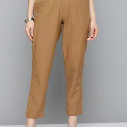 MALHAAR Women Pleated Cropped Trousers-picture-26