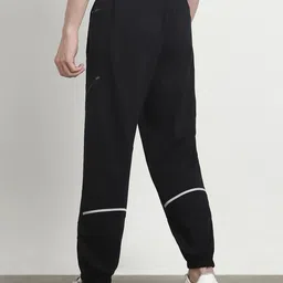 NOBERO Men Solid Oversized Relaxed Fit Travel Joggers image 3