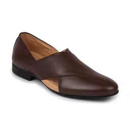 FAUSTO Men Textured Front Open Slip On Shoes image 3