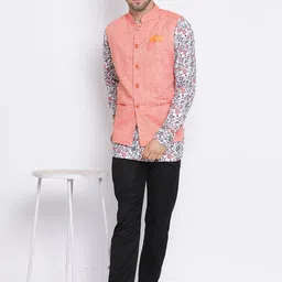 Hangup Men Printed Kurta with Trouser & Nehru Jacket image 3