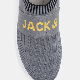 Jack & Jones Men Textured Memory Foam Contrast Sole Sneakers image 5