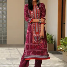Libas Keyhole Neck Floral Printed Straight Kurta with Trouser-image-17