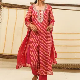 KALINI Leheriya Printed Round Neck Gotta Patti Regular Kurta With Trousers & Dupatta-6