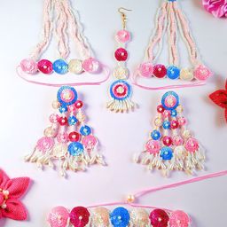 Sangria Gold-Plated Stone Studded & Beaded Necklace And Earrings With Maang Tika-39