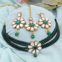 Crunchy Fashion Kundan-Studded & Pearl Beaded Jewellery Set-image-33