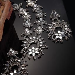 Arrabi Oxidised Metallic-Toned Ghungaroo Jewellery Set-image-33