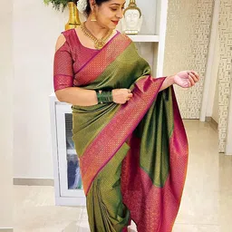 Aldwych Ethnic Motifs Woven Design Zari Banarasi Silk Saree-image-12