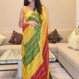 PRETTY PALLU Leheriya Saree-image-40