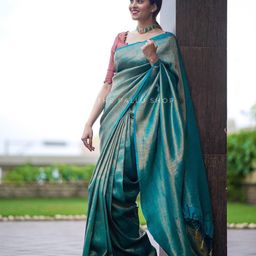 DIVASTRI Ethnic Motif Woven Design Zari Banarasi Saree-image-96