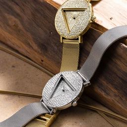 GUESS Women Embellished Dial & Bracelet Style Straps Analogue Watch GW0477L2-image-76