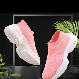 The Roadster Lifestyle Co. Women Pink Textured Lightweight Slip-On Sneakers-51