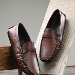 The Roadster Lifestyle Co. Men Brown Textured Slip-On Loafers-image-48