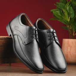 INVICTUS Men Textured Formal Derbys-picture-3