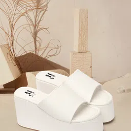 TWIN TOES Open Toe Flatform Heels-29