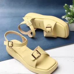 ELLE Wedge Heels With Backstrap-55