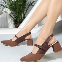 ICONICS Textured Pointed Toe Block Heeled Pumps-picture-18