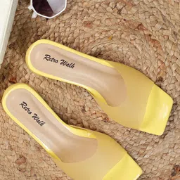 Retro Walk Block Pumps with Buckles-30