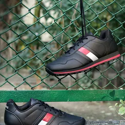Campus Men LAWRENCE Retro Sneakers-picture-15