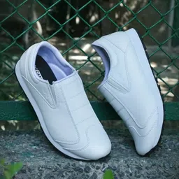 Campus Men BLOCK Retro Sneakers-picture-21