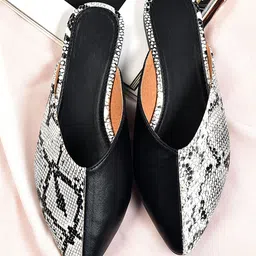 Street Style Store Women White & Black Snakeskin Textured Mules-image-93