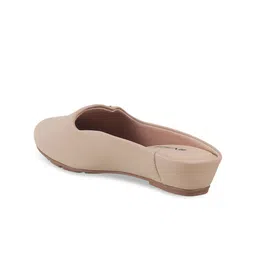 DAVINCHI Textured Round Toe Mules image 5