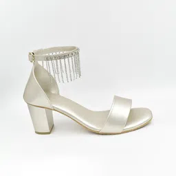 SHRIVAS BY ARCHITA MEHTA Embellished Open Toe Block Heels image 2