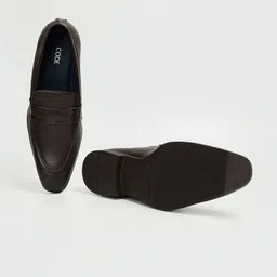 CODE by Lifestyle Men Textured Formal Loafers image 4