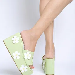 Shoetopia Girls Floral Embellished Flatform Heels-20