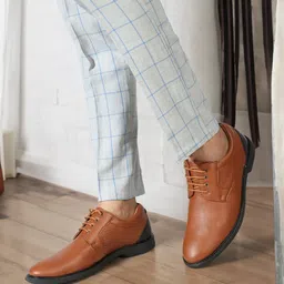 Carlton London Men Solid Formal Derbys-image-98