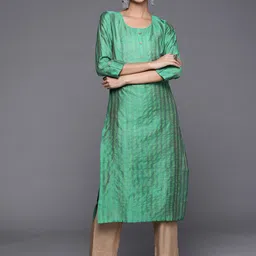 Varanga Vertical Striped Roll Up Sleeves Silk Kurta-37
