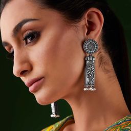 Rubans Silver-Toned & Cream-Coloured Classic Drop Earrings-image-36
