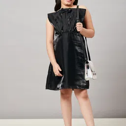 Stylo Bug Girls Black Shoulder Strap A-Line Dress-image-83